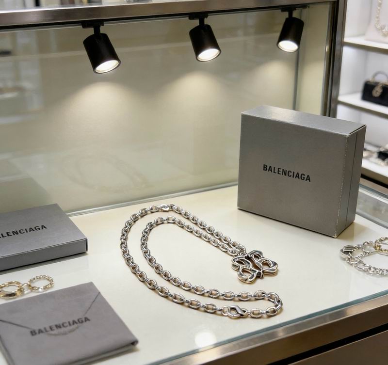 Balenciaga Necklace 05yxs69